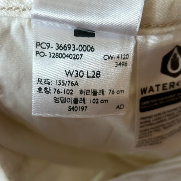 LEVI'S Loose Cargo Cool Ecru Pants - Picture 13 of 15